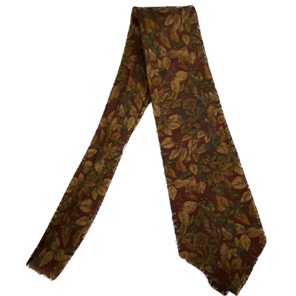 Mark Alexander grapes and leaves maroon and brown tie.